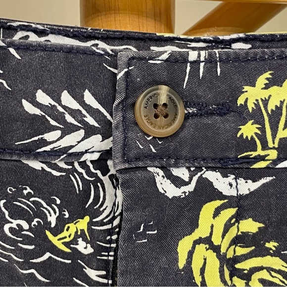 AMERICAN EAGLE OUTFITTERS - SALE! Mens Size 42, Hawaiian, Flat Front Shorts - Picture 5 of 11